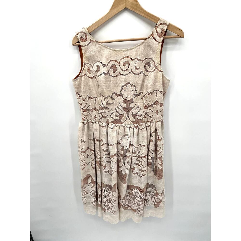 Skies are Blue Stitch Fix Lace Overlay Ivory Fit & Flare Dress // L